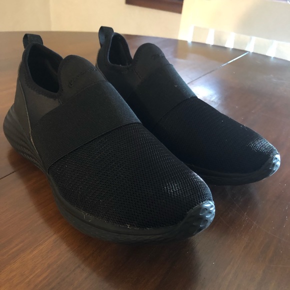 all black tennis shoes for work